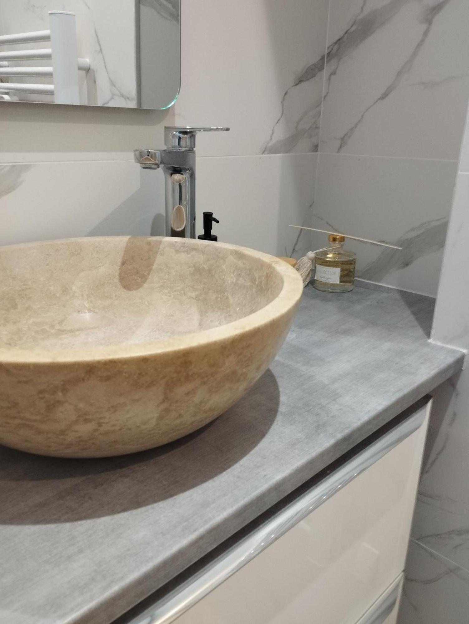 Appartement Lumineux En Rdc ブールゴアン エクステリア 写真